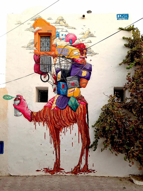 brusk-camel-hood-djerba-graffiti